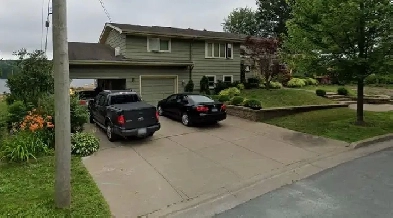 3 Bedroom 3 Bathroom Armview House Image# 1