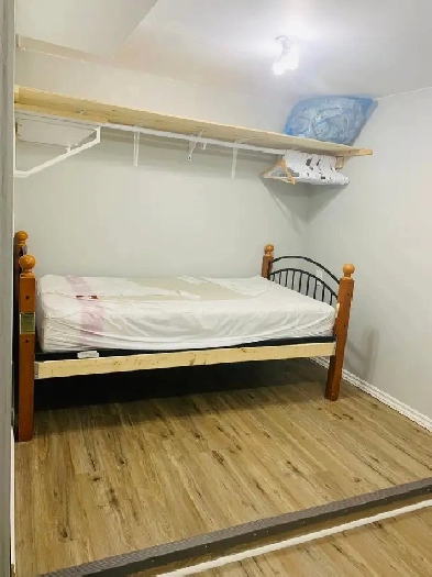 One basement room for rent, about 1.3km to College Image# 1