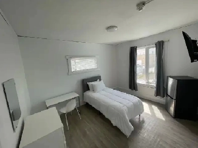 Private Room For Rent Near Health Science Centre Image# 1