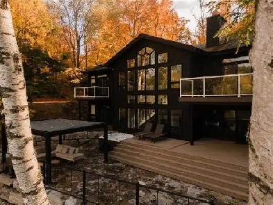 Vacation Rental - Luxury Lakefront 4200sqft Oasis - Large HotTub Image# 1