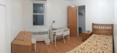 Room for rent for students (600$)
