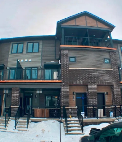 2 BDR Stack House in Barrhaven, Ottawa Move-in 1st August Image# 1