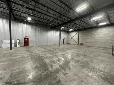 espace de location tout service 10000pi2 Image# 2