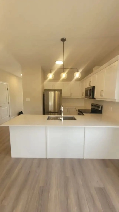 Gorgeous bedroom 3 bathroom Townhouse for Rent Image# 5