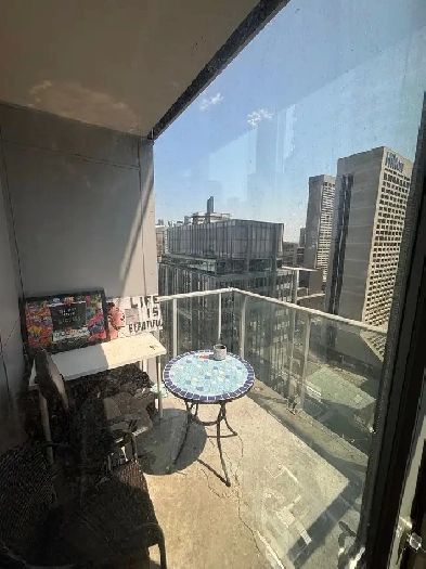 Room Available for Sharing – Downtown Toronto (Boys Only) Image# 1