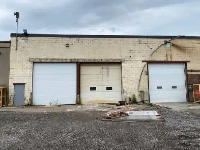 MECHANIC SHOP AVAILABLE FOR LEASE Image# 1