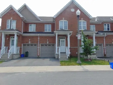 3 Bedroom Townhouse available September 1, 2025 Image# 6