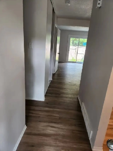 Three Bedroom Town House Image# 1