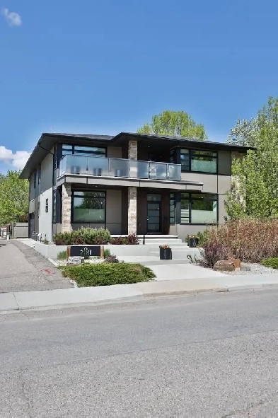 FOR SALE - 2811 6 AVENUE S, LETHBRIDGE Image# 4