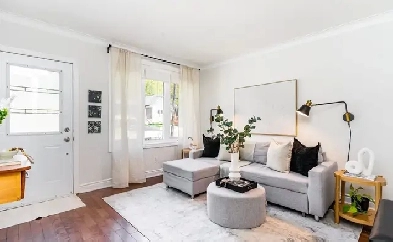 Detached Bungalow With 2 Kitchens & Sep Entrance – Under $820K Image# 1