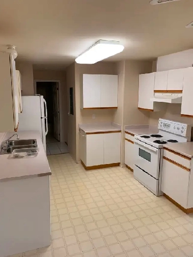 2 Bedroom, 2 Bathroom Apartment in a Great Location Image# 1