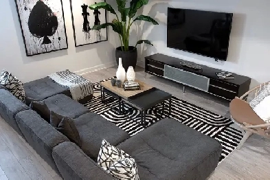 Stunning 3-Beds/2.5-Baths Townhouse  available Sept 1 Image# 1