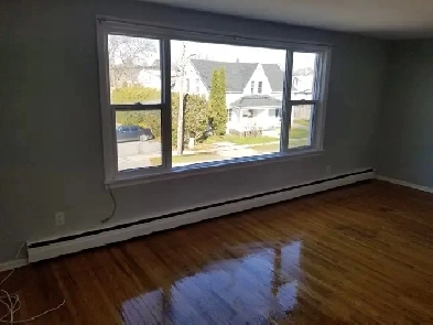 2 Bedroom Trenton $1425    Near Water/Downtown Image# 2