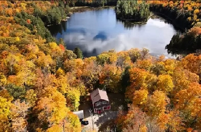 Beautiful Lakefront 4-Bedroom House for Rent in Mont Cascade Image# 6