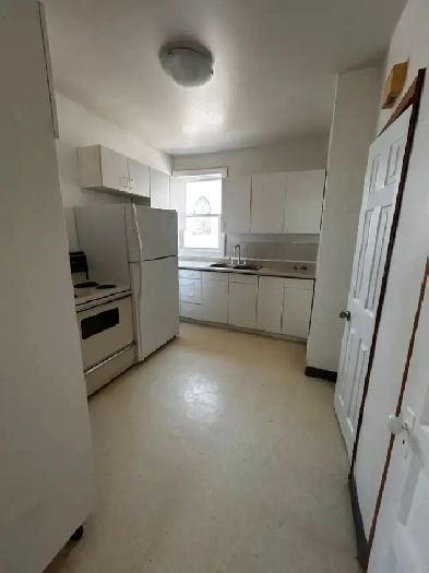 Westfort 1-Bedroom Apartment Image# 6