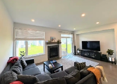 Executive Townhouse - 3 Bedrooms, 2.5 Baths, Finished Basement Image# 1