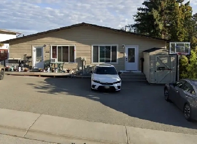 386 Waddington Dr-top floor Image# 1