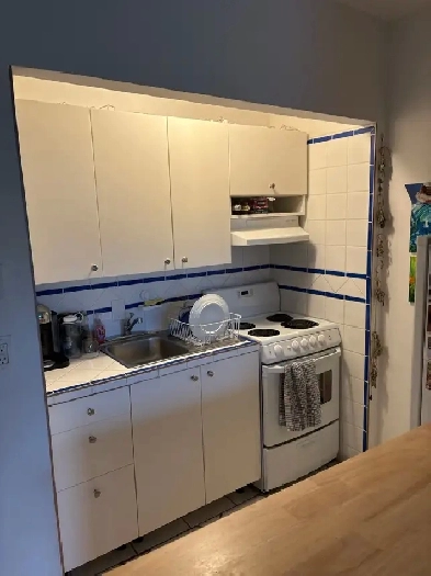 Stop sharing start farting (bachelor plateau)