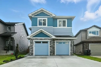 4 bedroom 4 bathroom home in Spruce Grove Image# 1