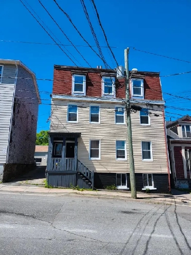 145 Leinster #3 - 2BR  bonus room Uptown, top floor deck Image# 13