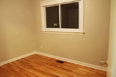 Room to Rent (August 1st) Image# 1