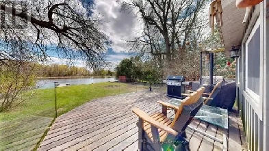 ~~ Charming Waterfront Bungalow ~~ Image# 3