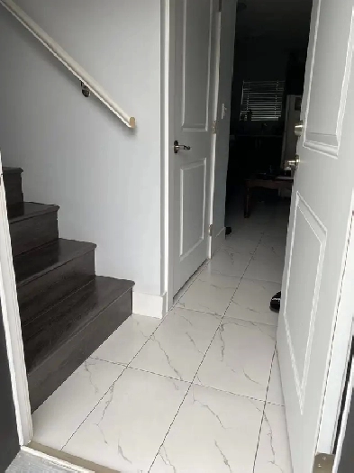2BR LANEWAY HOUSE FOR RENT SOUTH VAN Image# 7