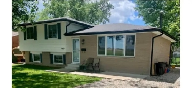 AMHERSTBURG 4bed 2 bath Image# 1