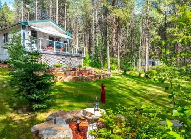 House for sale, on the Moyie River Image# 10