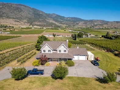 Own VinAmite Cellar and a 4,000  sq.ft. executive residence! Image# 1