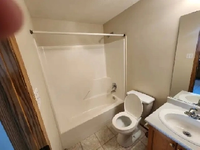 Safe Southwood Drive Separate Entrance Basement Suite Image# 14