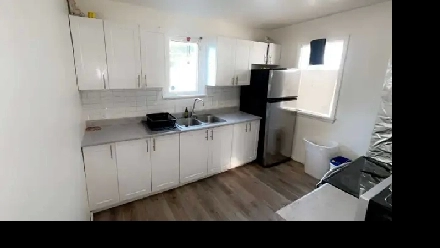 Furnished Bedroom - Internet and Utilities Included Image# 3