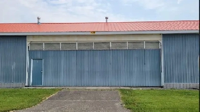 T-Hangar for Sale/Rent at Brampton CNC3 Image# 2
