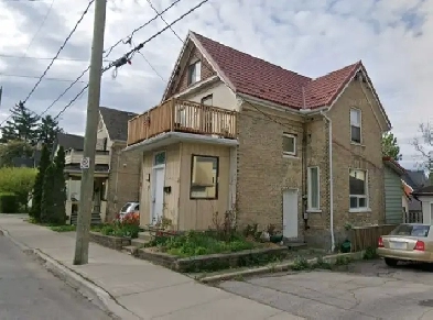 Room for Rent - Downtown Kitchener Image# 1