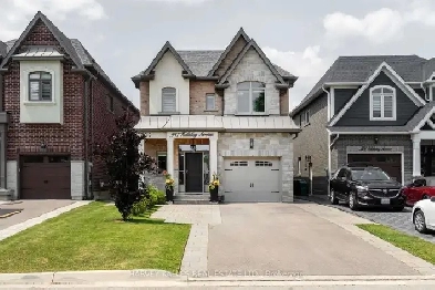 Special Custom Built Home w/ Separate Entrance To Bsmt Apartment Image# 10