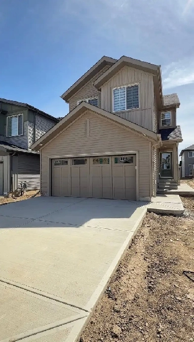 Brand New Executive 2 Bed 1 Bath Basement, Desrochers, Southwest Image# 1