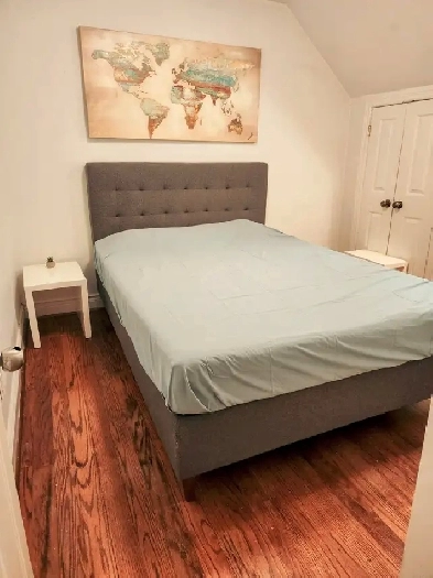 July-Aug ❤ Summer Loft Room – Furnished – Large Century Home -