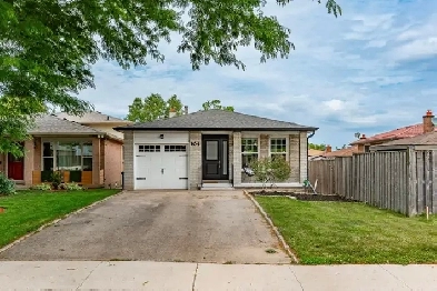 104 Golfwood Drive - FOR SALE Image# 1