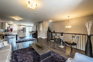 For Rent - Spacious 4 Bedroom Townhouse | Rockingham - July 15 t Image# 4
