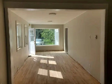390 Union St, unit B, 3-bedroom hse (1 bath 1 kitchen)Northside Image# 5