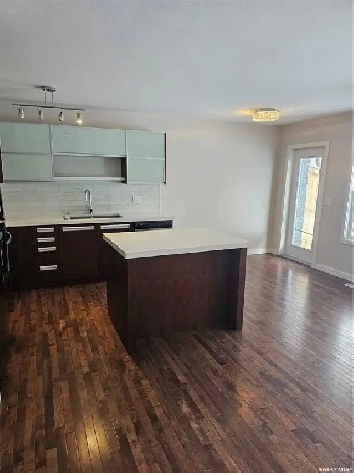 Townhouse 3Bedroom,2Bathroom with attached Garage in Willowgrove Image# 3
