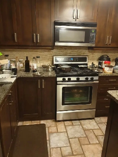 Five mins to U of W by bus, Furnished ,Quiet, Safe Image# 1