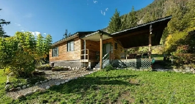2641 Cambie Solsqua Rd, Sicamous, BC Image# 1