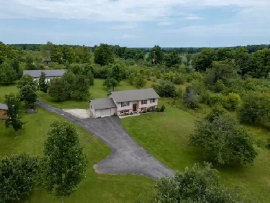 442513 Concession 21 Georgian Bluffs 1.98 Acres close to town Image# 2