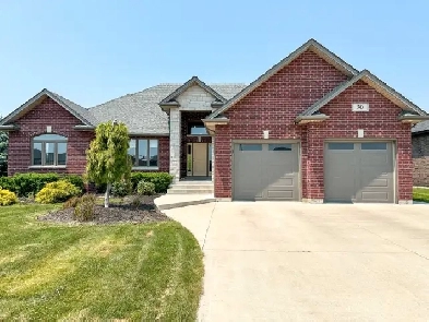 70 Conservation, Kingsville Image# 1