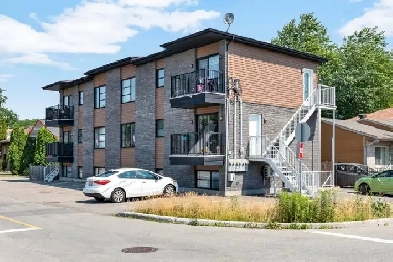 Condo à Louer – 90 Rue Bruchési, Blainville Image# 5
