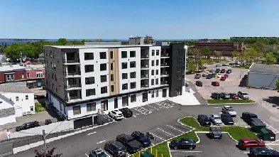 Place Centrale - First Month Rent Free   Free Wifi!  Shediac Image# 12