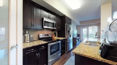 1 bedroom   1 den condo for Rent - 401-775 Sterling Lyon Blvd Image# 3