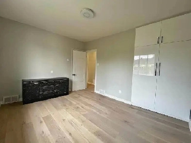 FOR RENT - ROOM - 820$/month in St-Laurent Montreal Image# 6