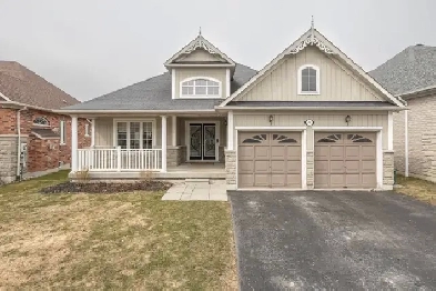 Team Lavadan Presents Bungalow Home in Brooklin, ON FOR SALE! Image# 7